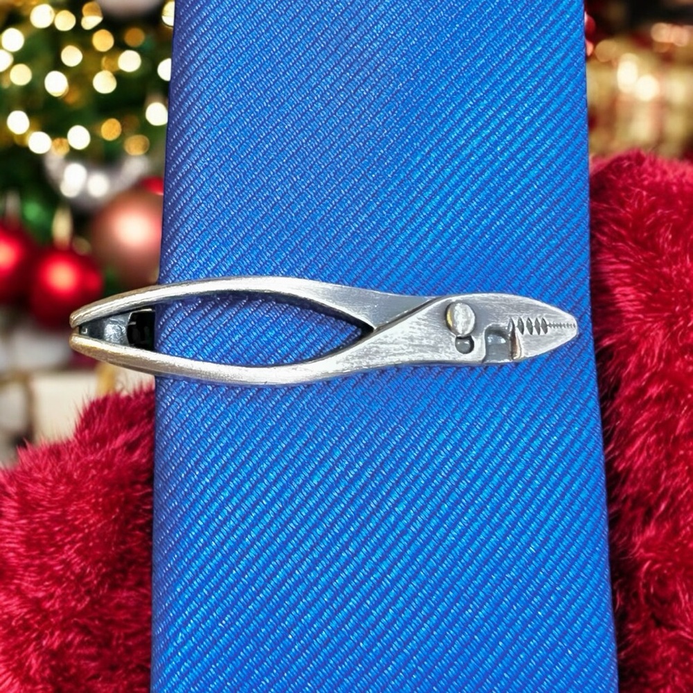 Plier Tool Shape Tiepin Clip Unique Holiday Gift Collectible Made in Japan New